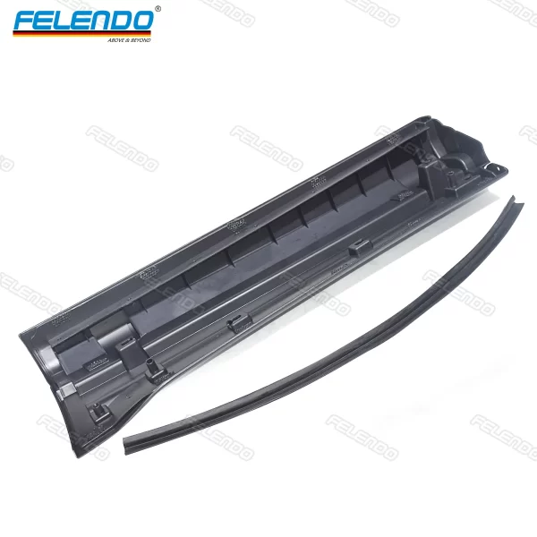 LR103622 Rear Door Strip for Range Rover Sport 2014-