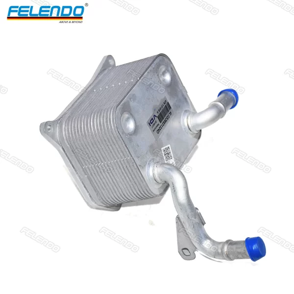 Water Cooling Engine Oil Cooler for Audi Q7 A4 B7 A5 A6 C6 A8 VW TOUAREG (7P5, 7P6) 4.2 V8 FSI 079117015A Felendo