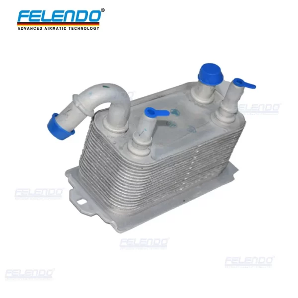 LR002916 C2S50636 Engine Oil Cooler for Range Rover Evoque LR2