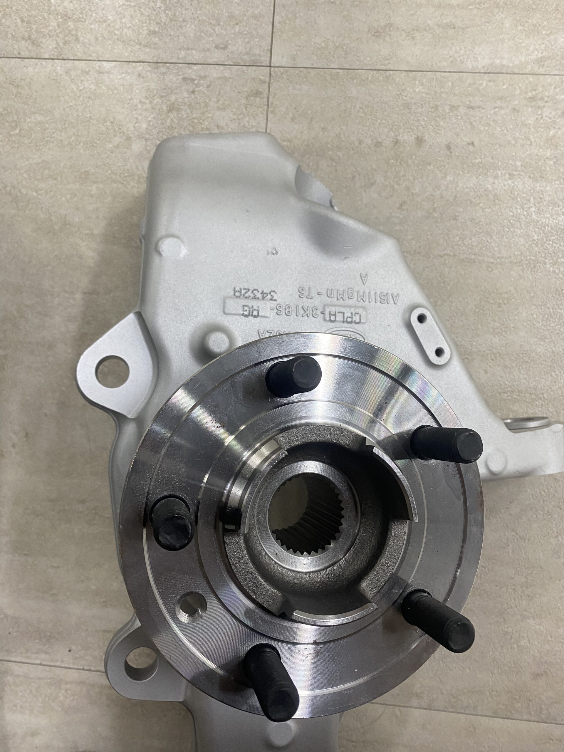 The Differences Between the Steering Knuckles of Range Rover L405 and L494